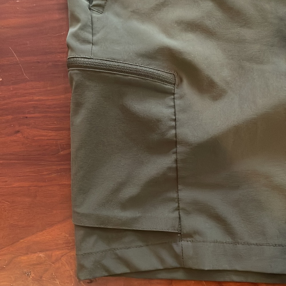 All In Motion Men’s Shorts - Picture 5 of 5
